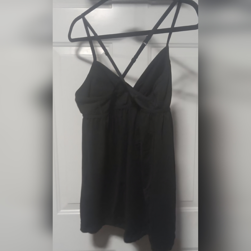 Lululemon 10 Rehearsal Tank - Picture 4 of 5
